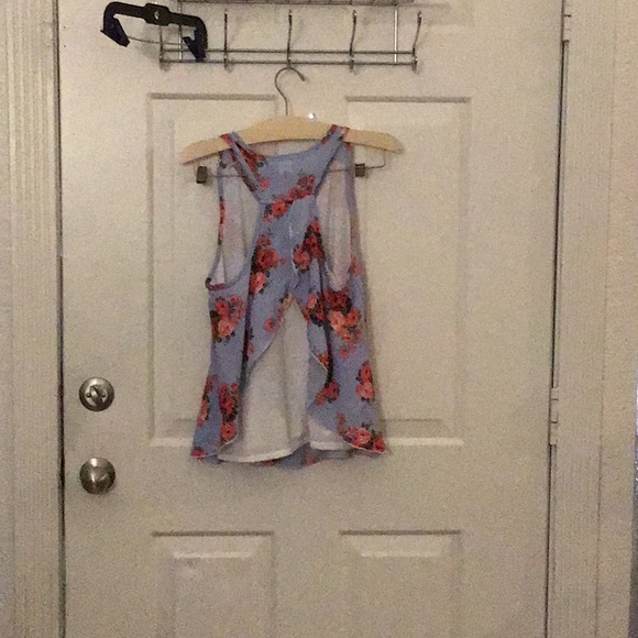 Shirt - Picture 2 of 3